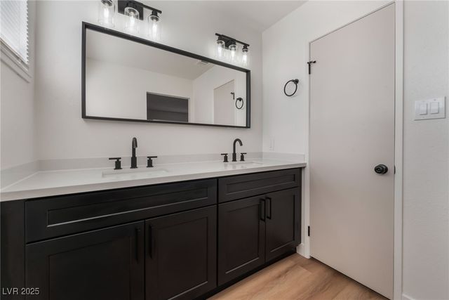 4461 Bennett Drive, Las Vegas, NV 89121