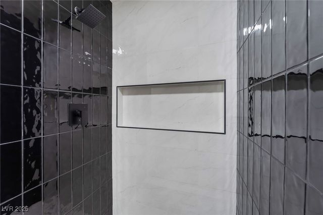 4461 Bennett Drive, Las Vegas, NV 89121