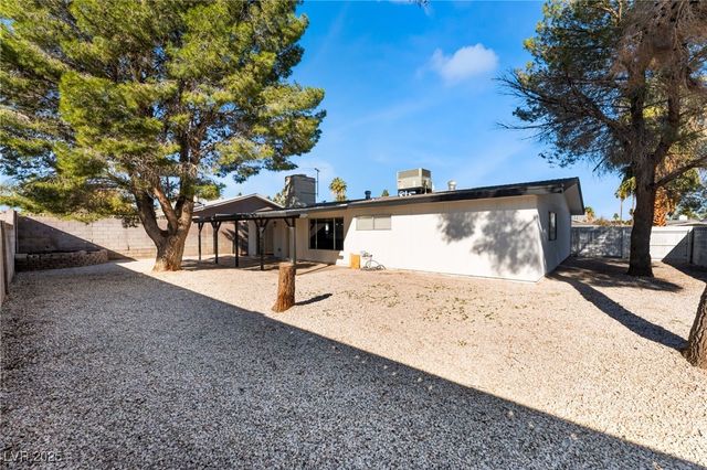 4461 Bennett Drive, Las Vegas, NV 89121