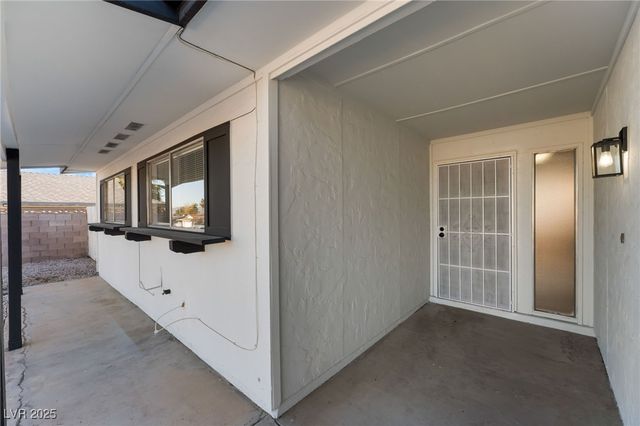 4461 Bennett Drive, Las Vegas, NV 89121