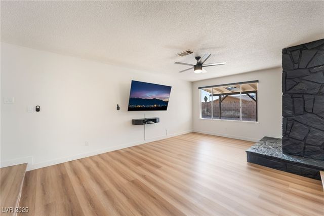 4461 Bennett Drive, Las Vegas, NV 89121