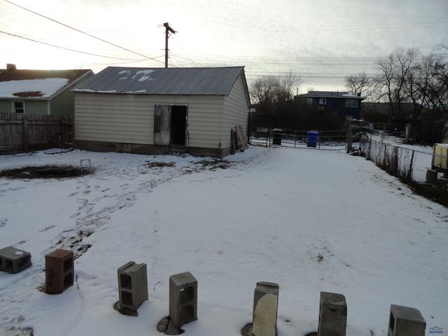 807 ALLEN AVE, Rapid City, SD 57701