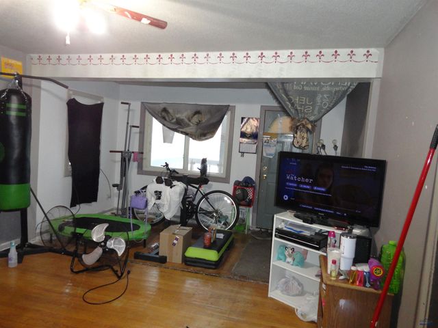 807 ALLEN AVE, Rapid City, SD 57701