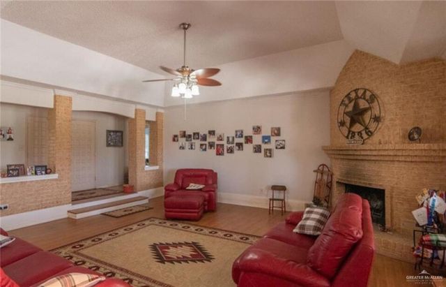 2517 E Mile 4 Road, Mission, TX 78573