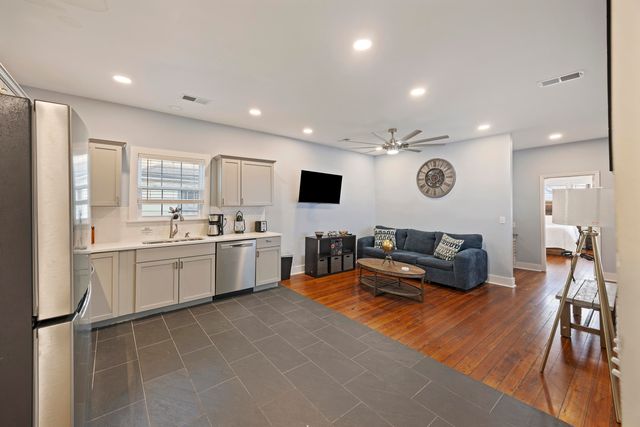 66 Line Street Apt B, Charleston, SC 29403