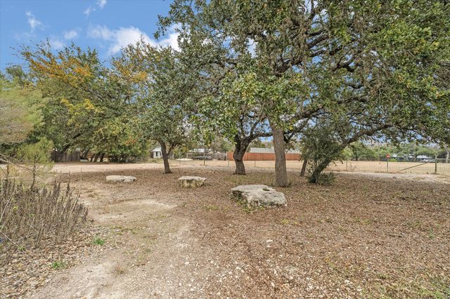 45 La Buena Vista DR, Wimberley, TX 78676