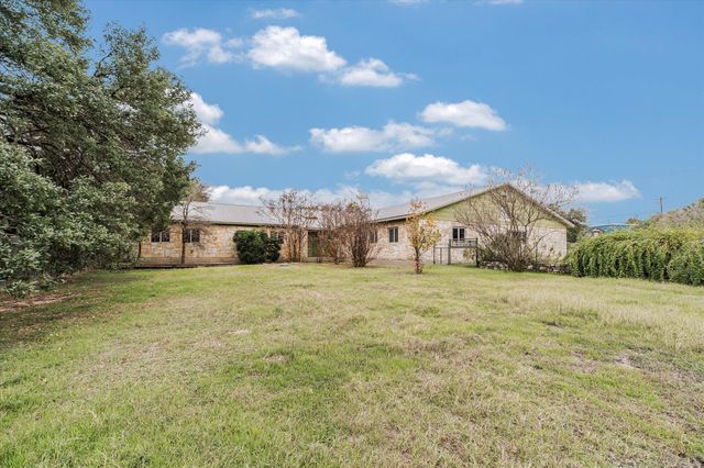 45 La Buena Vista DR, Wimberley, TX 78676