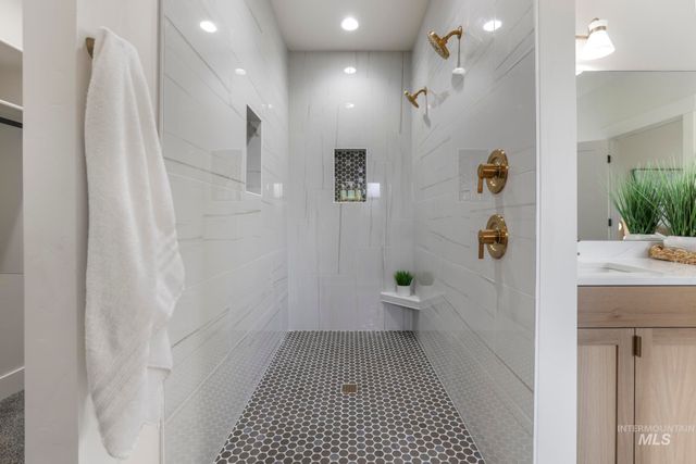 561 Canyon Mist Dr., Twin Falls, ID 83301