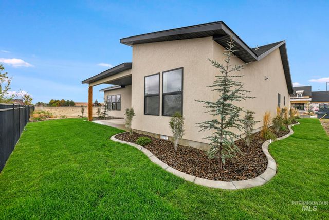 561 Canyon Mist Dr., Twin Falls, ID 83301