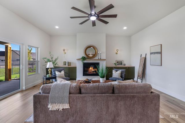 561 Canyon Mist Dr., Twin Falls, ID 83301