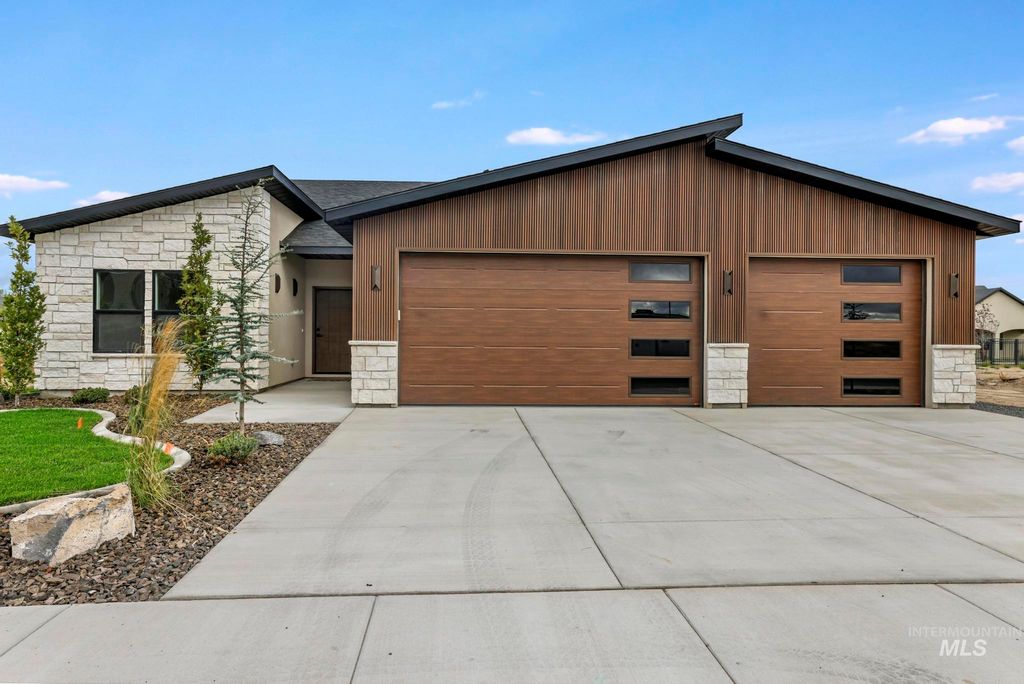 561 Canyon Mist Dr., Twin Falls, ID 83301