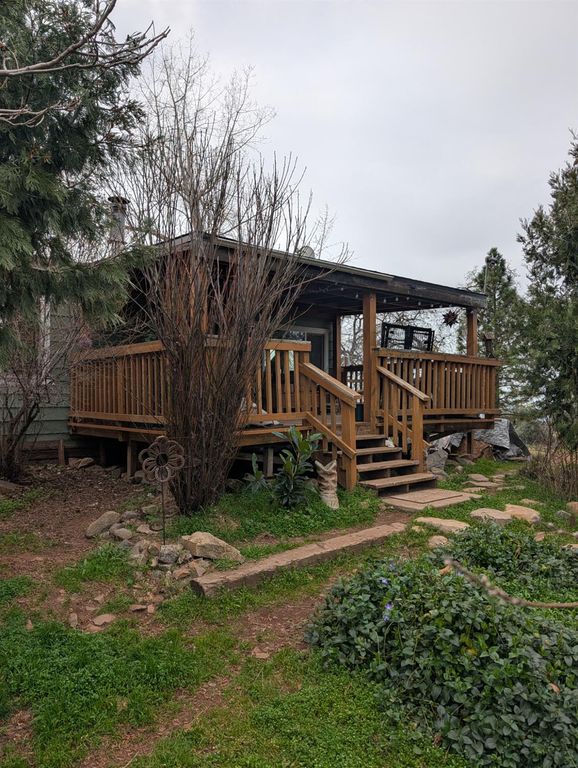 Image 19 of property listing at 47233 Todd Eymann Road, Miramonte, CA 93641