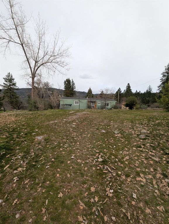 Image 25 of property listing at 47233 Todd Eymann Road, Miramonte, CA 93641