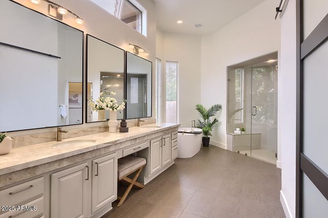 12728 E Kalil Drive, Scottsdale, AZ 85259