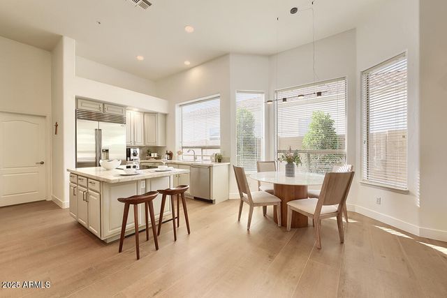 12728 E Kalil Drive, Scottsdale, AZ 85259