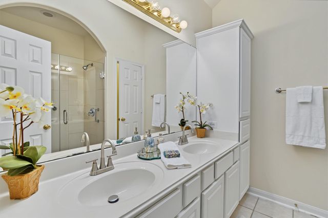 2538 S Park Avenue, Pearland, TX 77581