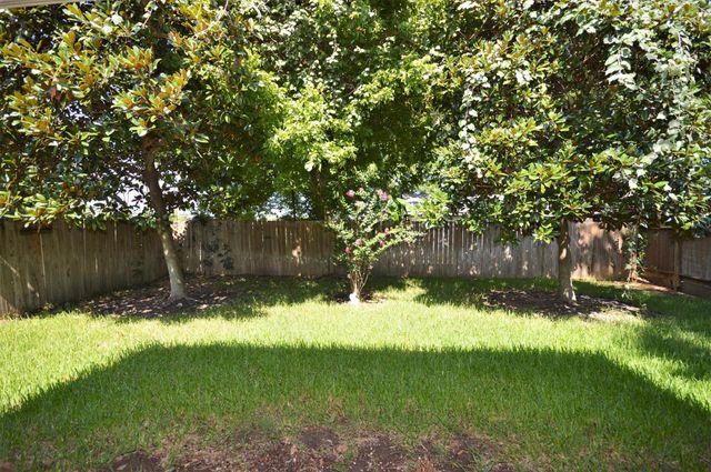 2538 S Park Avenue, Pearland, TX 77581