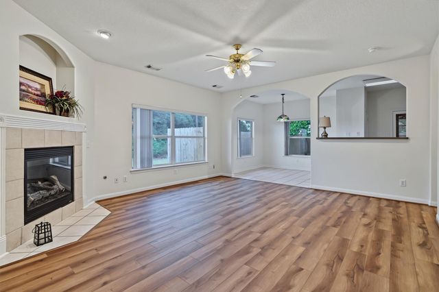 2538 S Park Avenue, Pearland, TX 77581