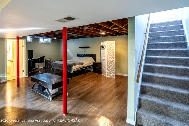 4806 Lyncott Drive, Lansing, MI 48910