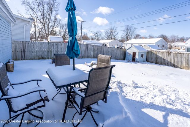 4806 Lyncott Drive, Lansing, MI 48910