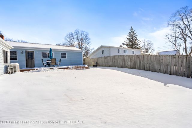 4806 Lyncott Drive, Lansing, MI 48910