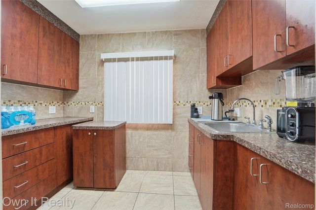 7247 Schaefer Road, Dearborn, MI 48126