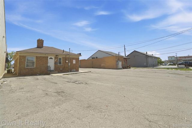 7247 Schaefer Road, Dearborn, MI 48126
