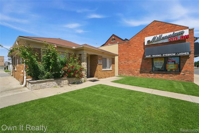 7247 Schaefer Road, Dearborn, MI 48126