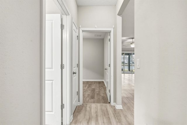 1105 Laurel Valley Dr, Orange Park, FL 32065