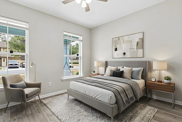 1105 Laurel Valley Dr, Orange Park, FL 32065