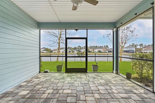 1105 Laurel Valley Dr, Orange Park, FL 32065