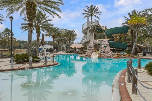 1105 Laurel Valley Dr, Orange Park, FL 32065