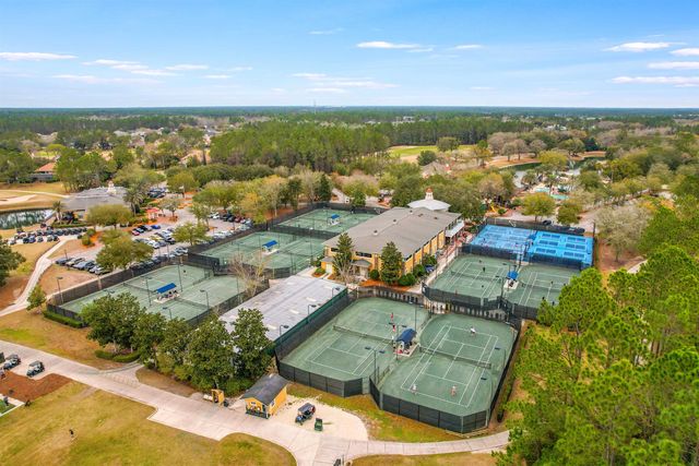 1105 Laurel Valley Dr, Orange Park, FL 32065