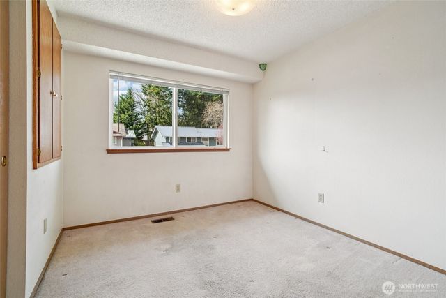 21428 124th Avenue SE, Kent, WA 98031