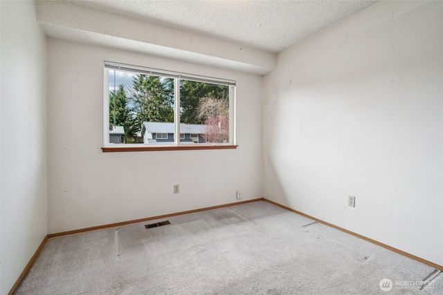 21428 124th Avenue SE, Kent, WA 98031