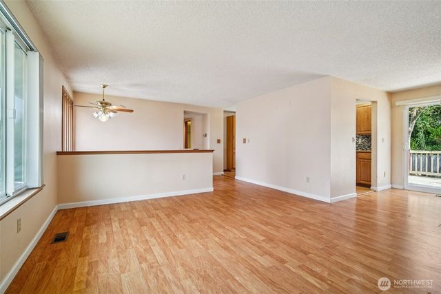 21428 124th Avenue SE, Kent, WA 98031