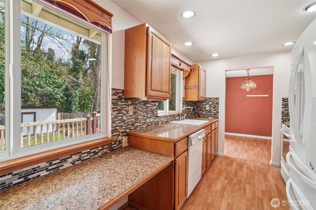 21428 124th Avenue SE, Kent, WA 98031