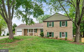4505 BRIARTON DR, Chantilly, VA 20151