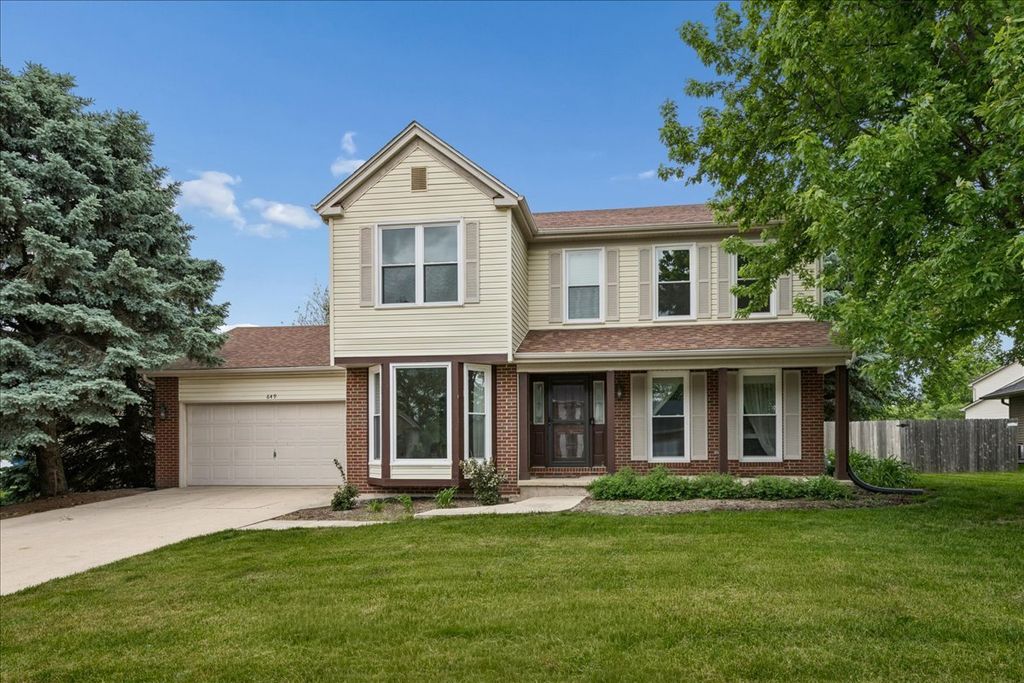 649 Fox Hollow Court, Dekalb, IL 60115