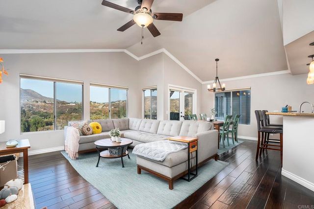 1357 GOLDEN HARVEST LN, El Cajon, CA 92019