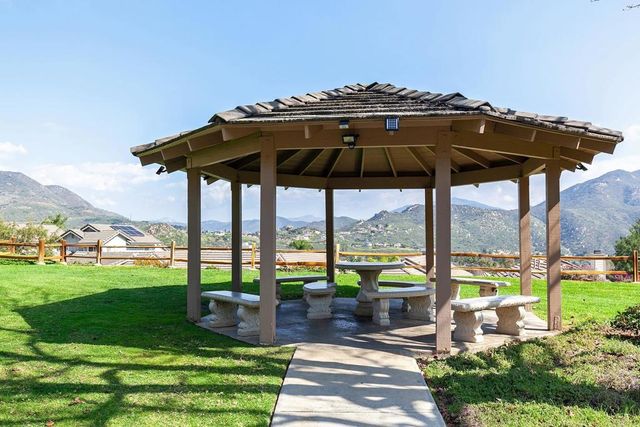 1357 GOLDEN HARVEST LN, El Cajon, CA 92019