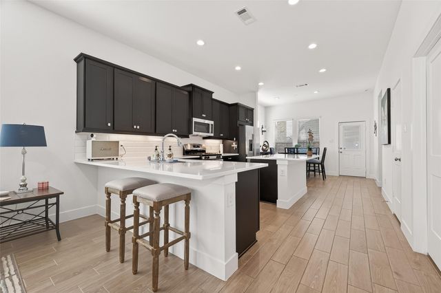 7911 Coco Verde Dr, Cypress, TX 77433