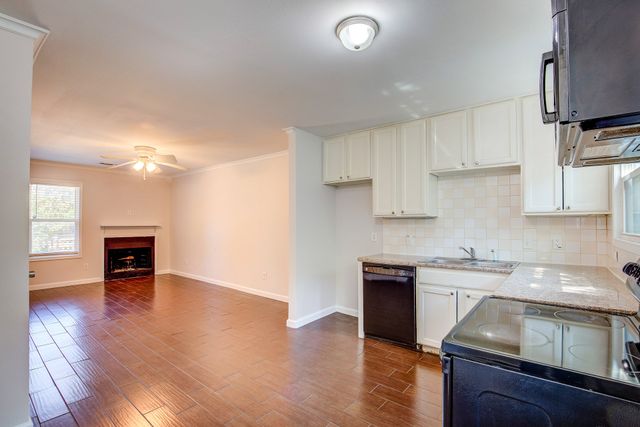1500 Lipscomb Street 100, Fort Worth, TX 76104