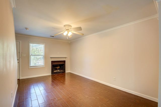 1500 Lipscomb Street 100, Fort Worth, TX 76104