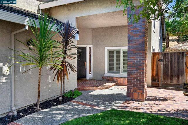406 Skycrest Dr, Danville, CA 94506