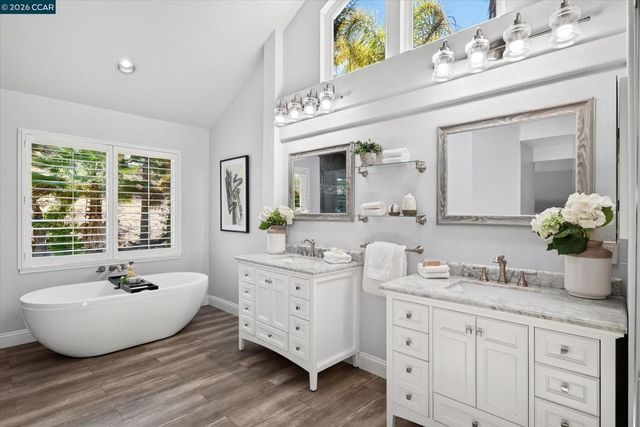 406 Skycrest Dr, Danville, CA 94506