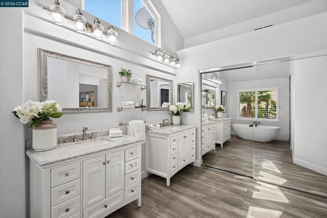 406 Skycrest Dr, Danville, CA 94506