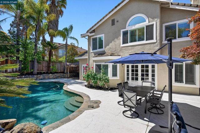 406 Skycrest Dr, Danville, CA 94506