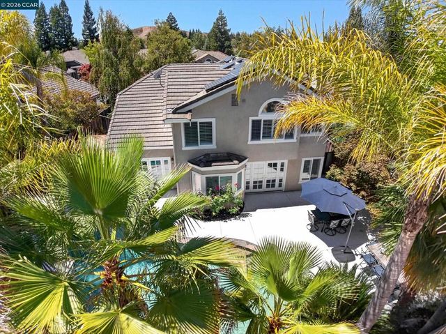 406 Skycrest Dr, Danville, CA 94506