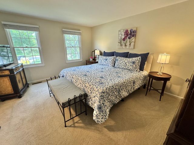 5594 Alan Moss Court, Dublin, OH 43017